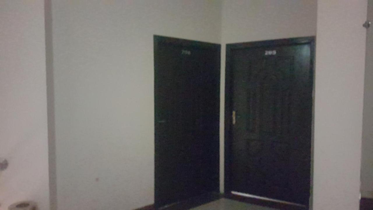 Midtown Hotel Rawalpindi Exterior foto